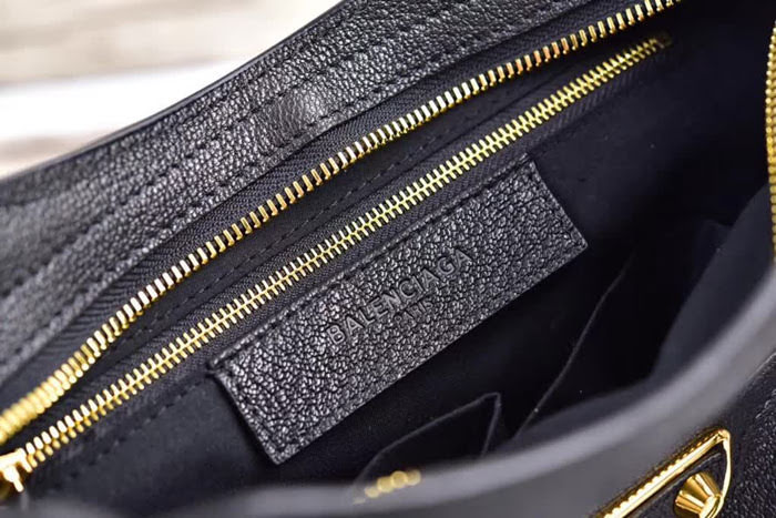 BALENCIAG巴黎世家 中號機車包 黑色 經典款 氣質優雅 專櫃山羊皮 手提肩背斜挎包  BL1755